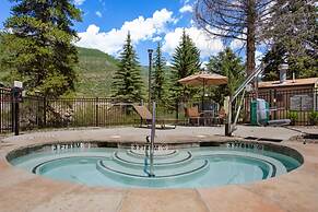 Bluegreen's StreamSide at Vail