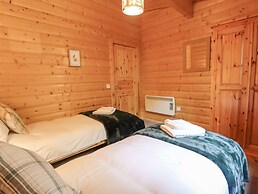 Leafy Hollow Lodge