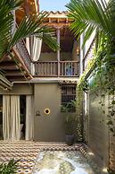 Privado Designer Boutique Hotel