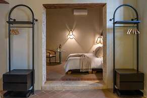 Privado Designer Boutique Hotel