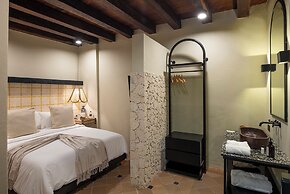 Privado Designer Boutique Hotel