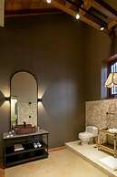 Privado Designer Boutique Hotel