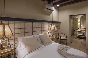 Privado Designer Boutique Hotel