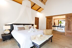 Lanta Palace Beach Resort and Spa