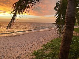 Lanta Palace Beach Resort and Spa