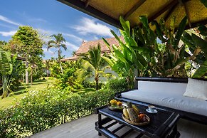 Lanta Palace Beach Resort and Spa