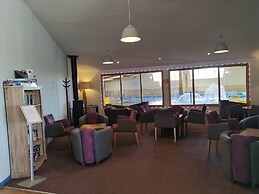Snowdonia Sunbeach Holiday Sea and Mountain View