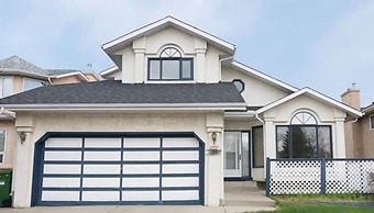 Calgary Hawkwood service resident