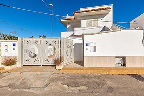 2537 Casa di Brenda by Barbarhouse