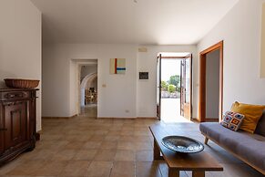 2459 Trullo Cibelis by Perle di Puglia