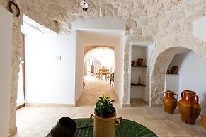 2459 Trullo Cibelis by Perle di Puglia