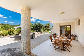 3081 Villa Il Tulipano Verde by Barbarhouse