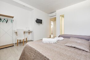 3081 Villa Il Tulipano Verde by Barbarhouse