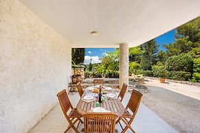 3081 Villa Il Tulipano Verde by Barbarhouse