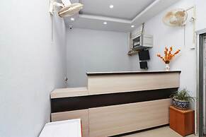 Goroomgo Manurama Ruby Kolkata