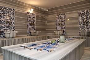 Toros Holiday Resort & Spa