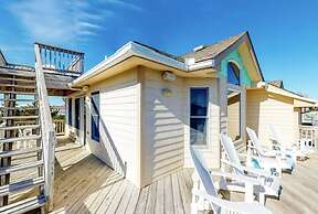 Beautiful Obx Home W. Pristine Views 6 Bedroom Cottage by RedAwning