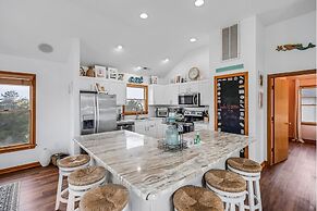 Beautiful Obx Home W. Pristine Views 6 Bedroom Cottage by RedAwning