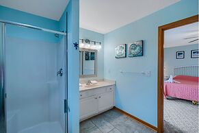 Beautiful Obx Home W. Pristine Views 6 Bedroom Cottage by RedAwning