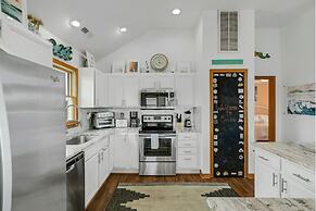 Beautiful Obx Home W. Pristine Views 6 Bedroom Cottage by RedAwning