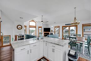 Beautiful Obx Home W. Pristine Views 6 Bedroom Cottage by RedAwning