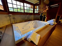 WoodStone Hotel Fazenda