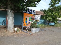 Bigfoot RV & Cabins Park