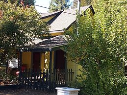 Bigfoot RV & Cabins Park