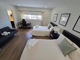 Luxurious & Spacious Townhouse in Prime Location