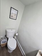 Luxurious & Spacious Townhouse in Prime Location