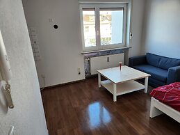 Einfache 1-Zimmer Wohnung für max 4