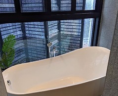 Mana-Mana Suites at Scarletz KLCC