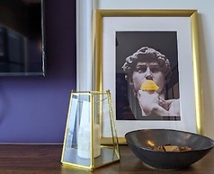 Mana-Mana Suites at Scarletz KLCC