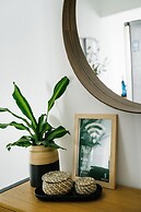 Carmel Beach House by Berry Stays