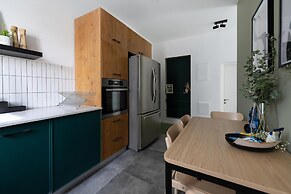 Carmel Beach House by Berry Stays