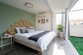 Carmel Beach House by Berry Stays