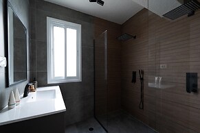 Carmel Beach House by Berry Stays