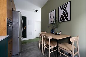 Carmel Beach House by Berry Stays