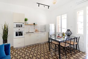 Carmel Beach House by Berry Stays