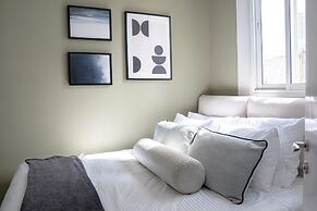 Carmel Beach House by Berry Stays