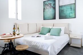 Carmel Beach House by Berry Stays