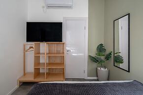 Carmel Beach House by Berry Stays