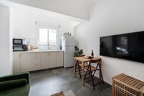 Carmel Beach House by Berry Stays