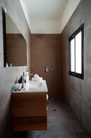 Carmel Beach House by Berry Stays