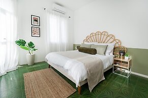 Carmel Beach House by Berry Stays