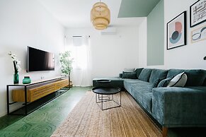 Carmel Beach House by Berry Stays