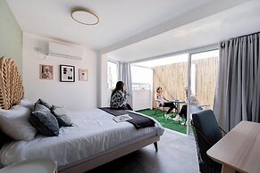 Carmel Beach House by Berry Stays