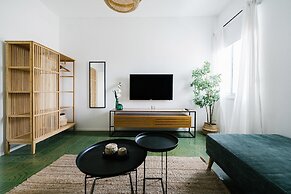 Carmel Beach House by Berry Stays