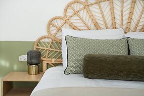 Carmel Beach House by Berry Stays