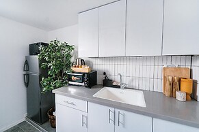 Carmel Beach House by Berry Stays